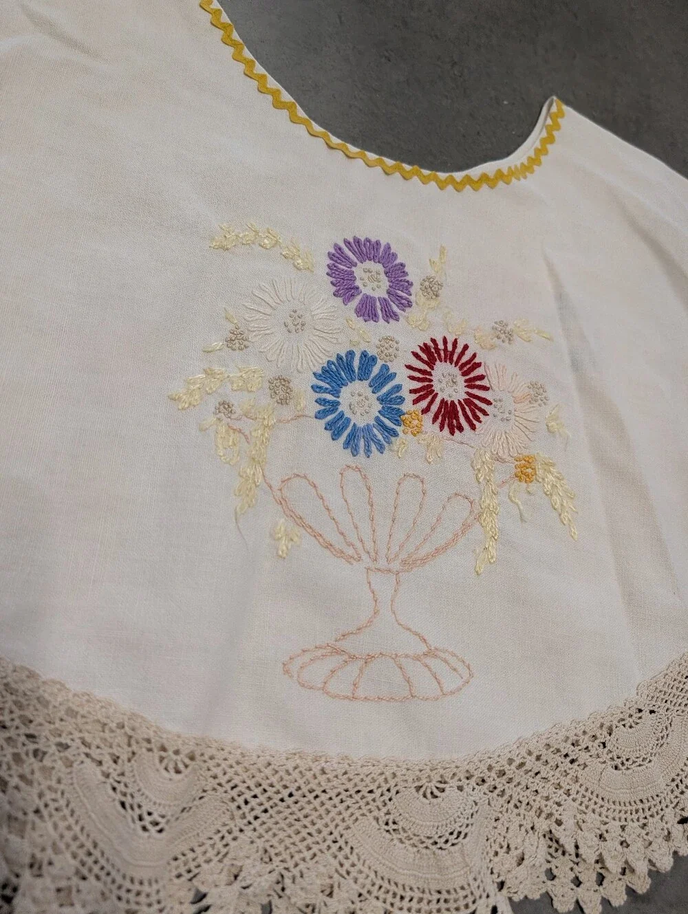 1 of 1 POPOVER TOP made from vintage tablecloth S